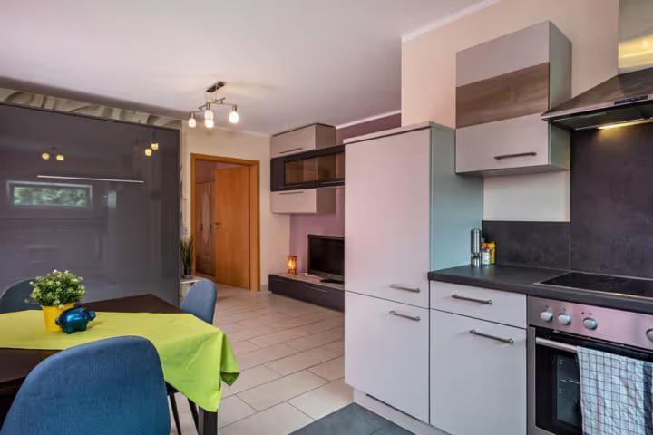 Ferienwohnung Diamond Friedrichshafen Bagian luar foto